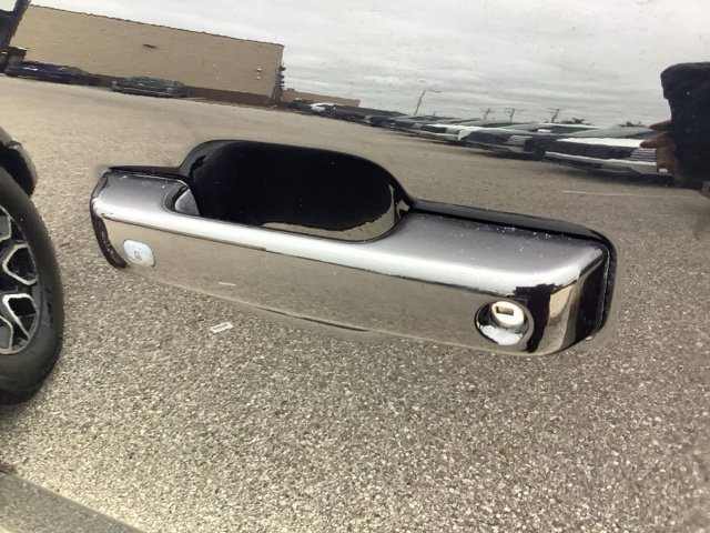 Used 2022 Black Metallic Ford XLT image 26