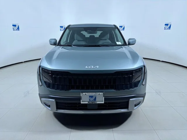 New 2027 ICEBERG GREEN Kia LX image 16