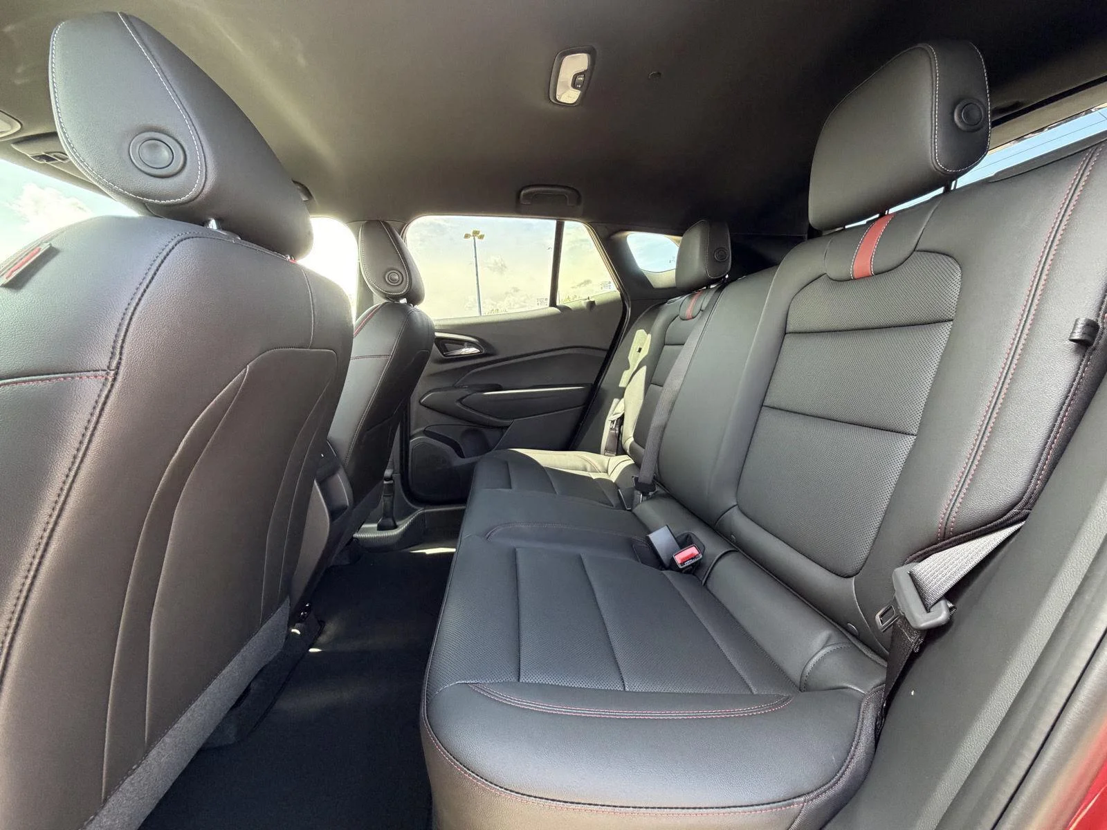 2026 Chevrolet Trax RS - Photo 14