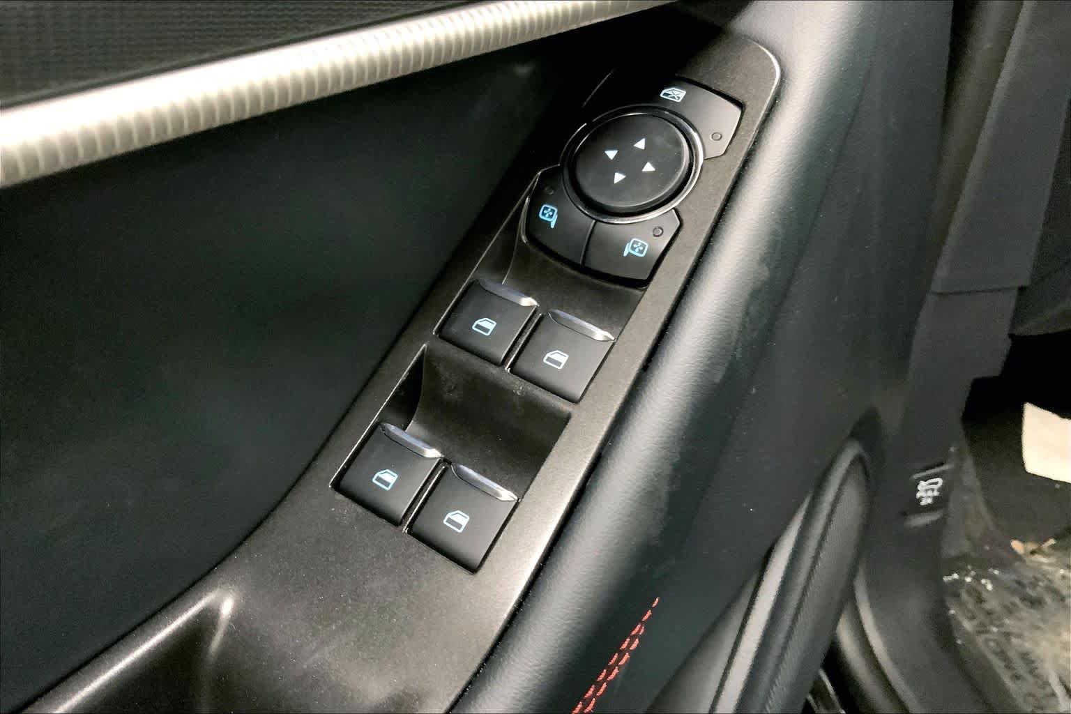 New 2026 Agate Black Metallic Ford ST-Line image 17