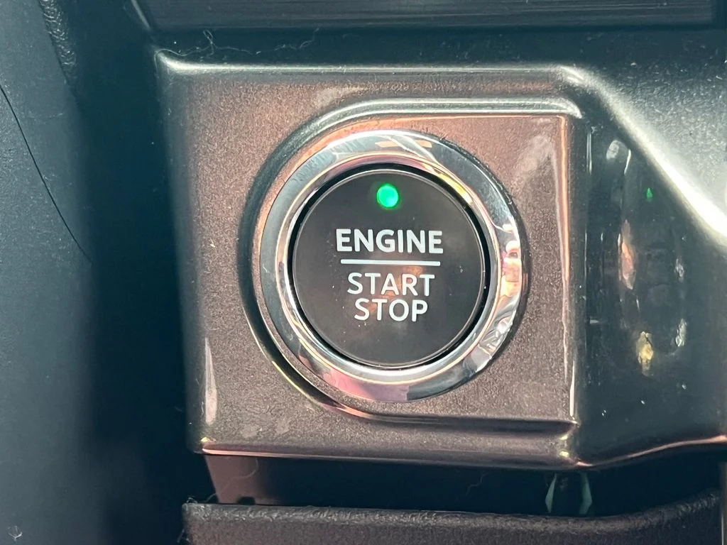 Used 2021 Silver Ford XLT image 31