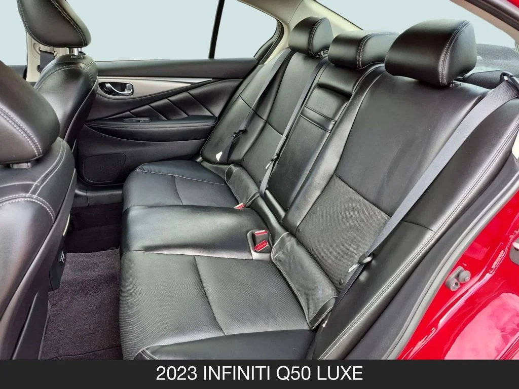 Used 2023 Red INFINITI LUXE image 17