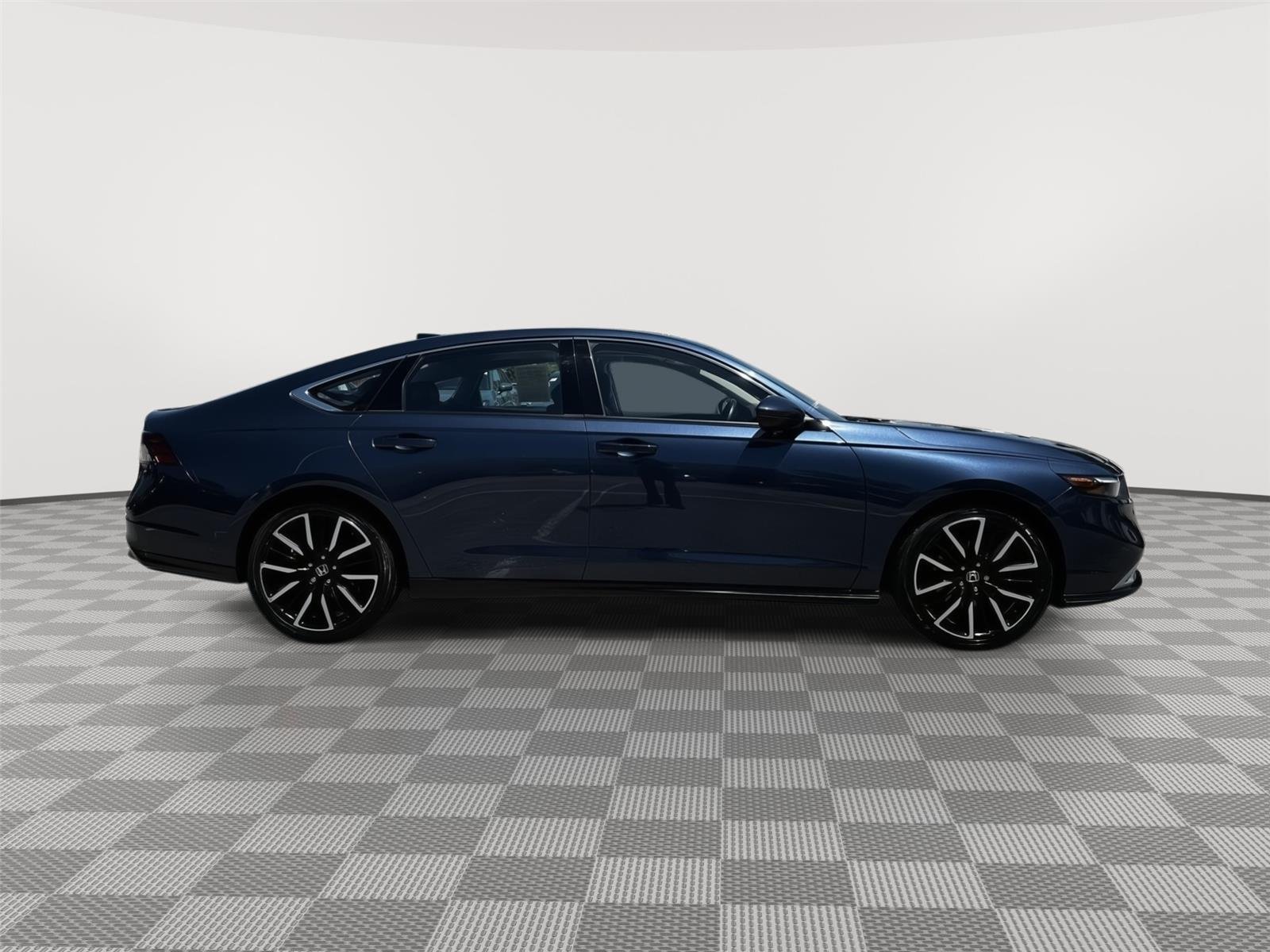 Used 2023 Canyon River Blue Metallic Honda Touring image 5