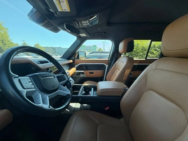 Certified Used 2023 White Land Rover SE image 2