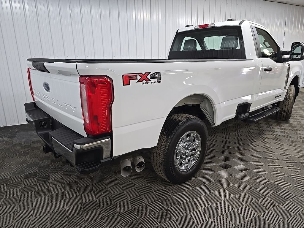 Used 2023 White Ford XL image 18