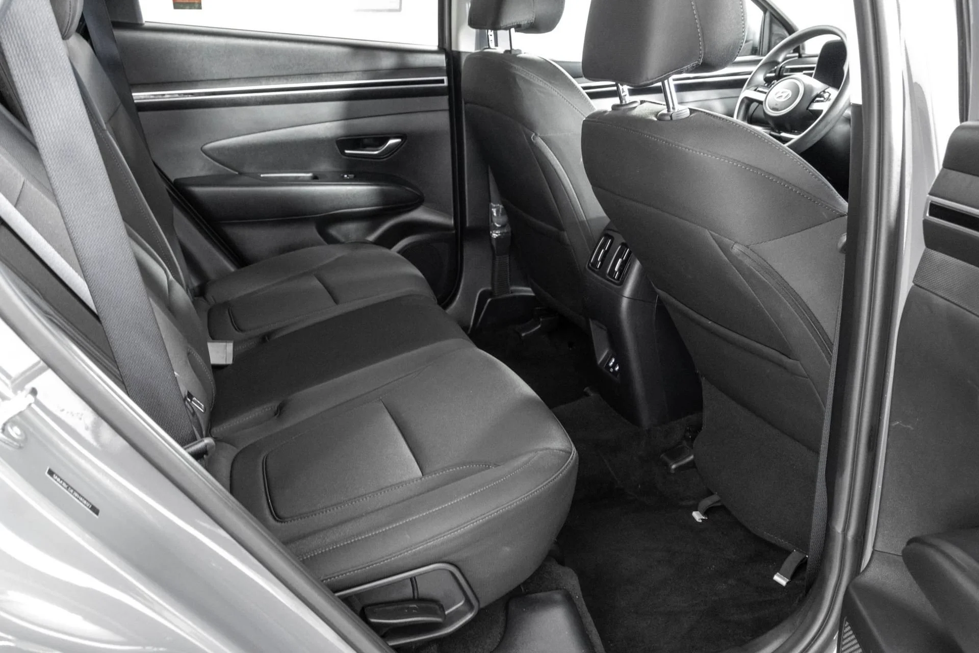 Used 2024  Hyundai SEL image 41