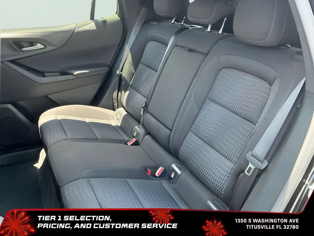 Used 2025 Mosaic Black Metallic Chevrolet LT image 21