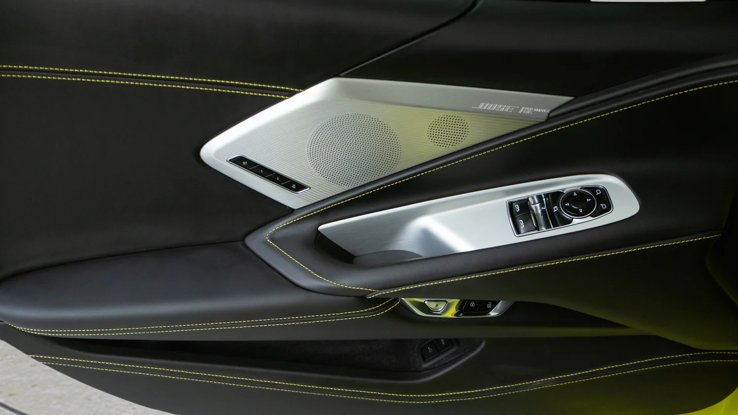 Used 2022 Yellow Chevrolet Stingray image 27