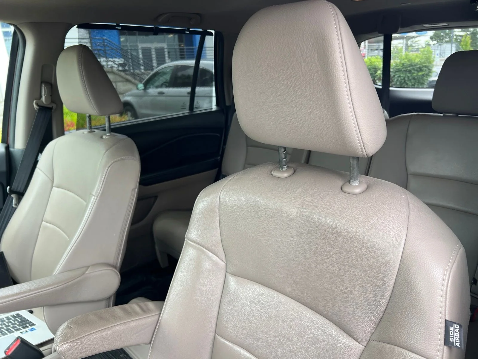 Used 2018 Deep Scarlet Pearl Honda Touring image 7
