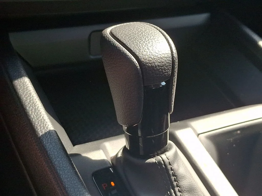 Certified Used 2025  Honda SE image 15