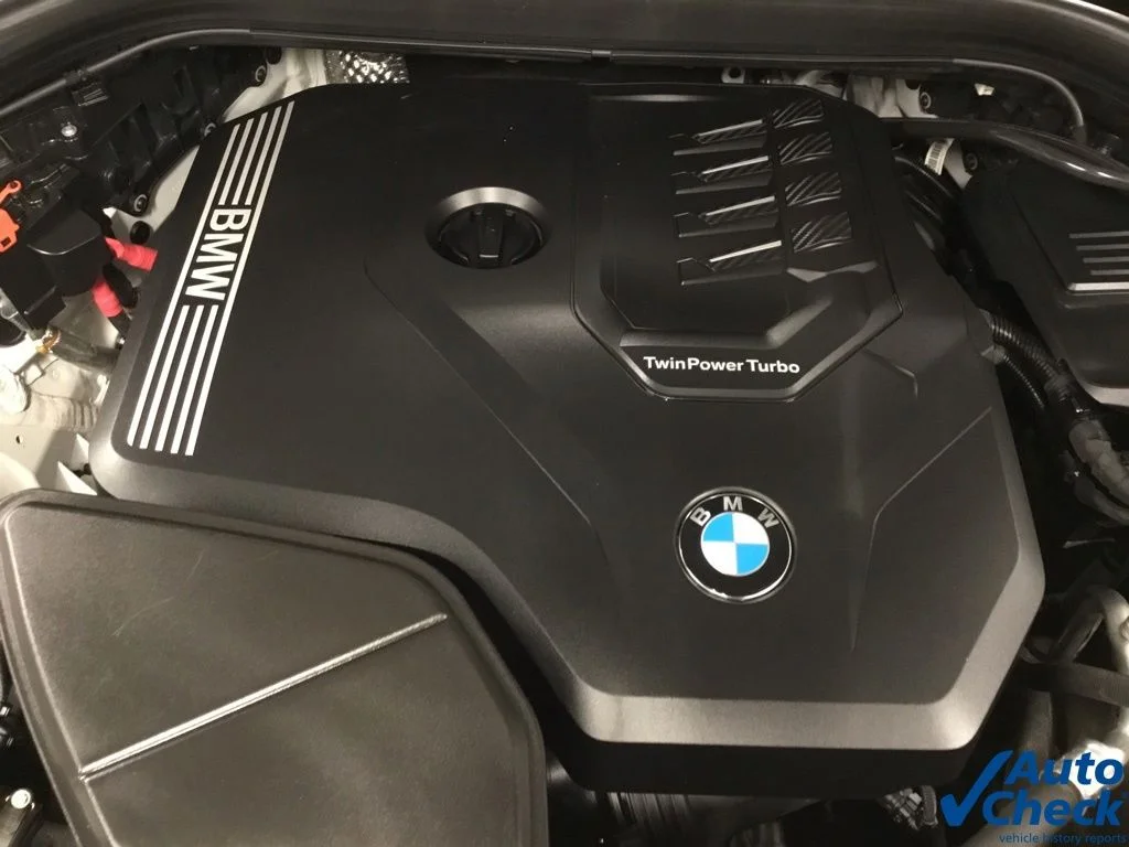 Used 2020 White BMW xDrive30i image 41