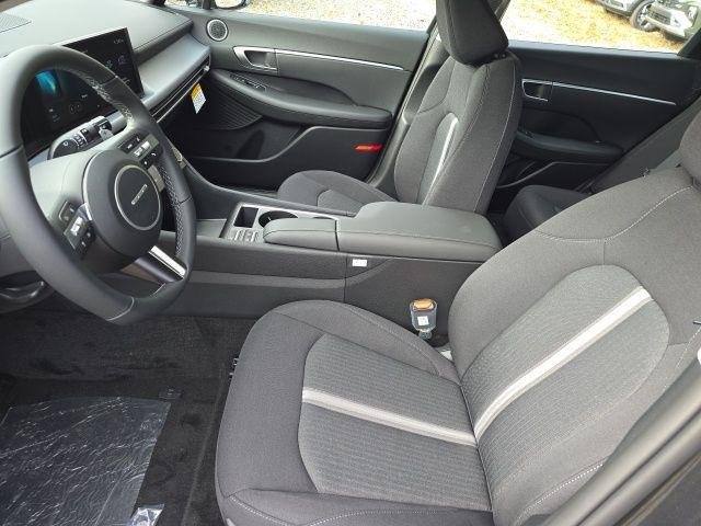 2026 Hyundai Sonata SEL Sport photo 4
