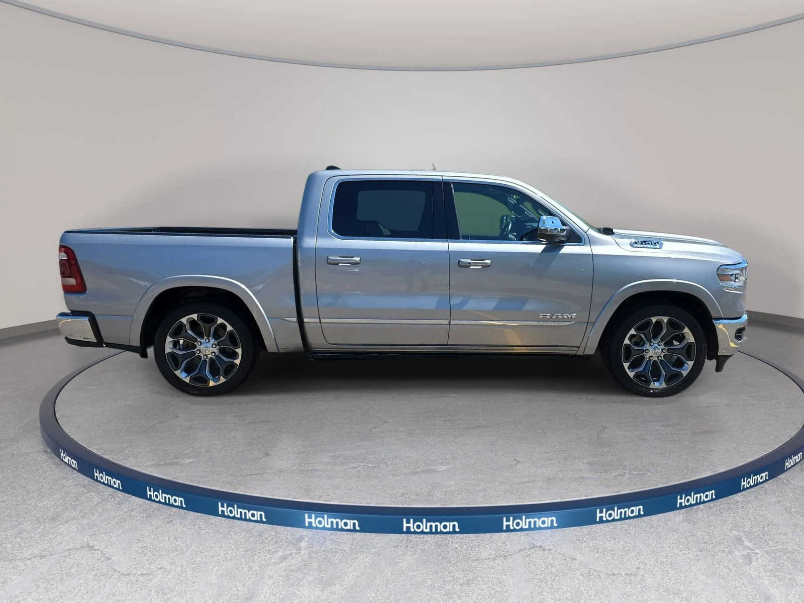 Used 2023 Silver Ram Limited image 5