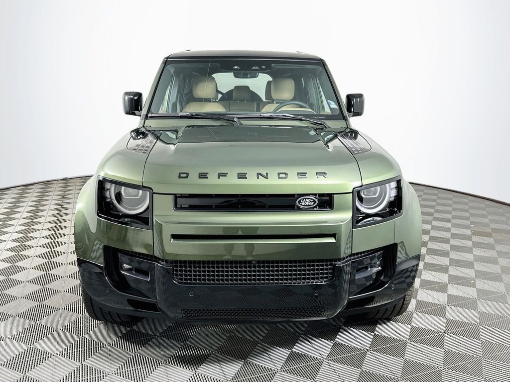 New 2026 Woolstone Green LAND ROVER X-Dynamic SE image 2