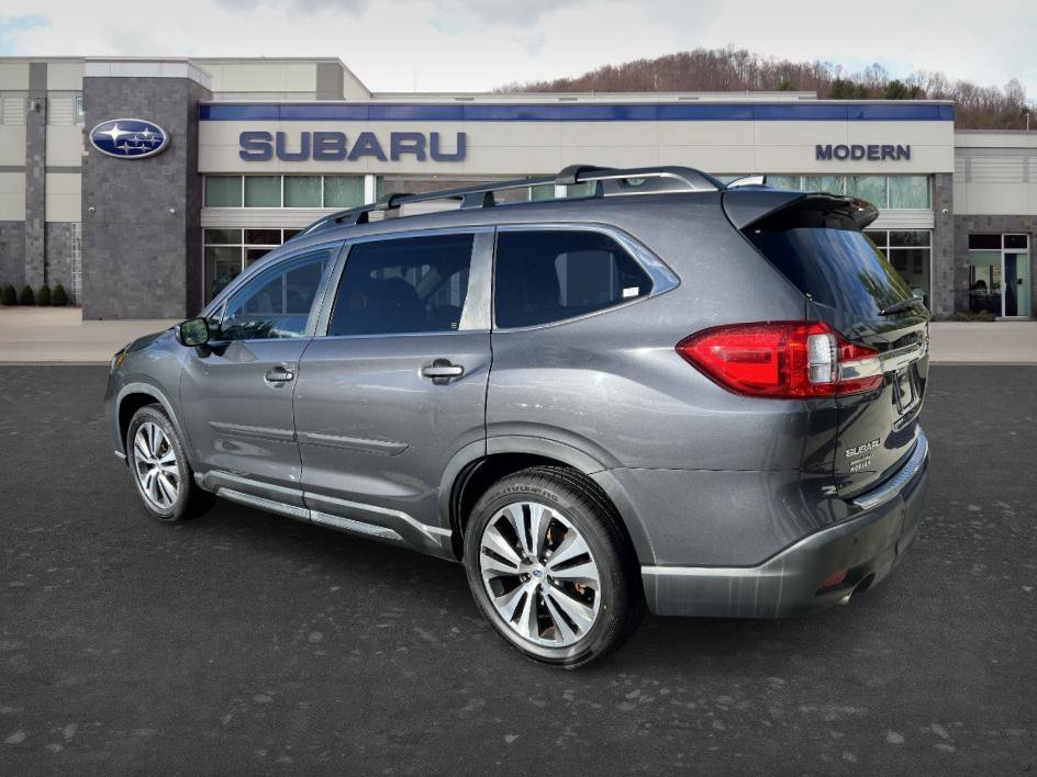 Used 2020 Magnetite Gray Metallic Subaru Limited image 6