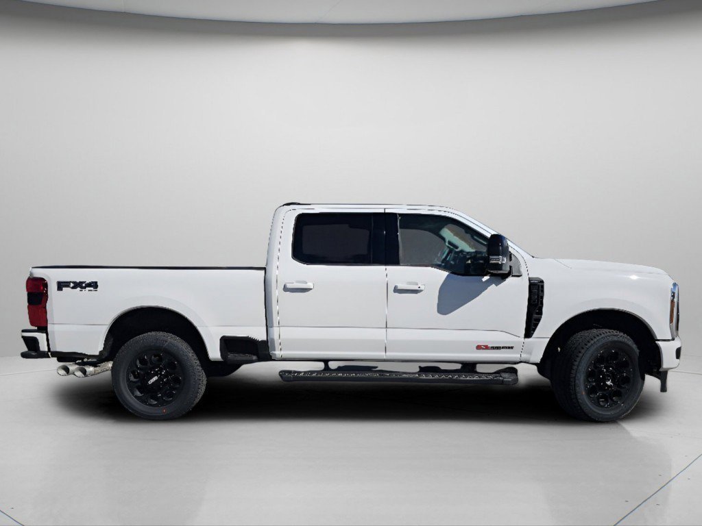 New 2026 Oxford White Ford LARIAT image 28