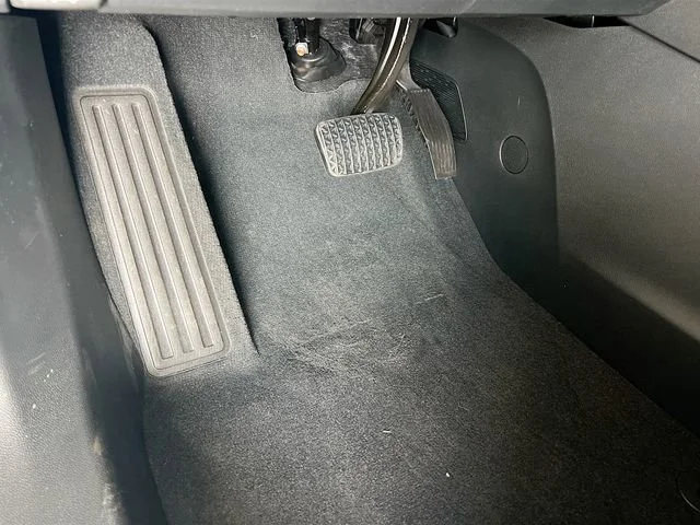 New 2026 Summit White GMC Elevation image 14