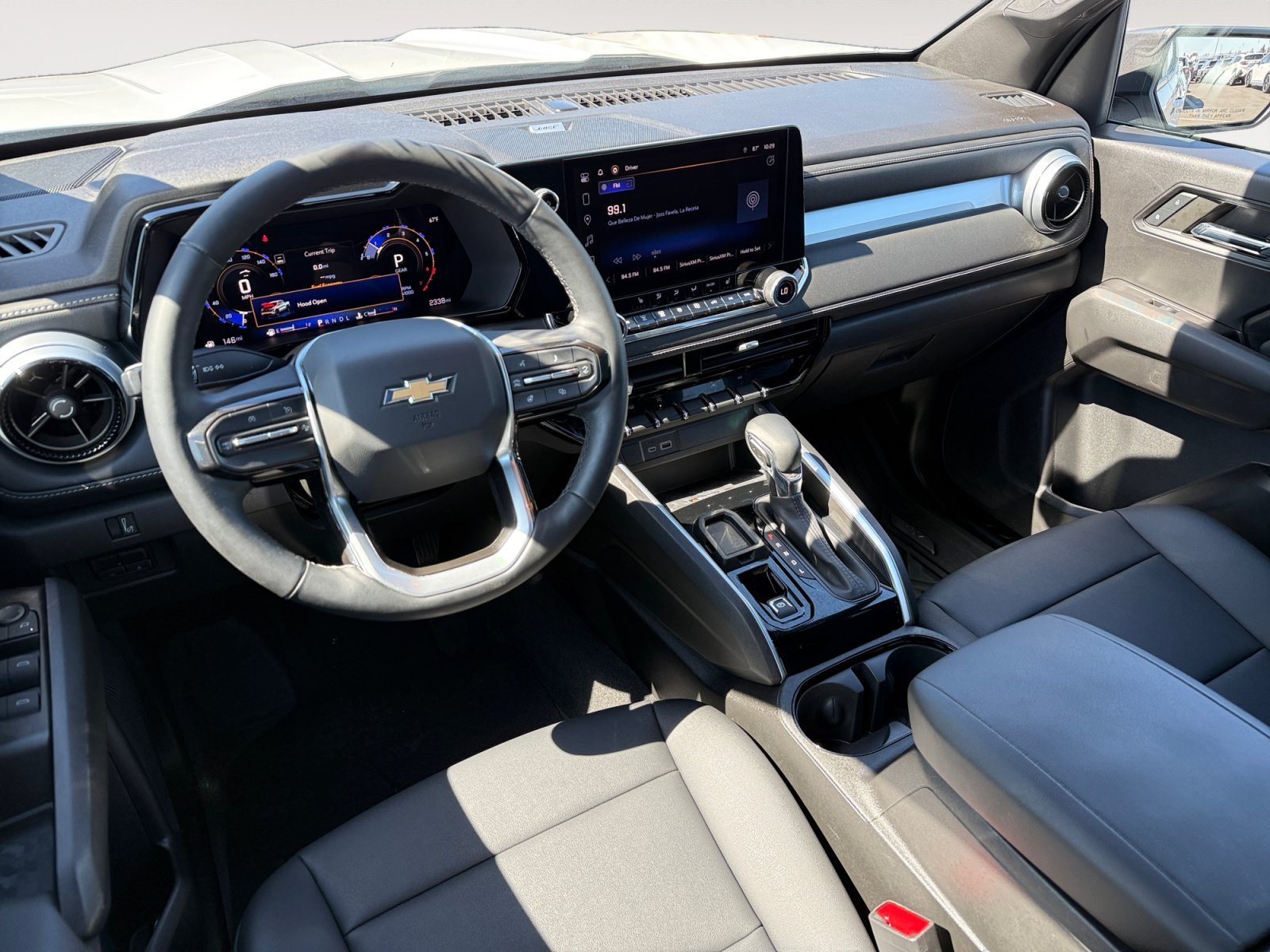 Used 2024 Summit White Chevrolet LT image 15