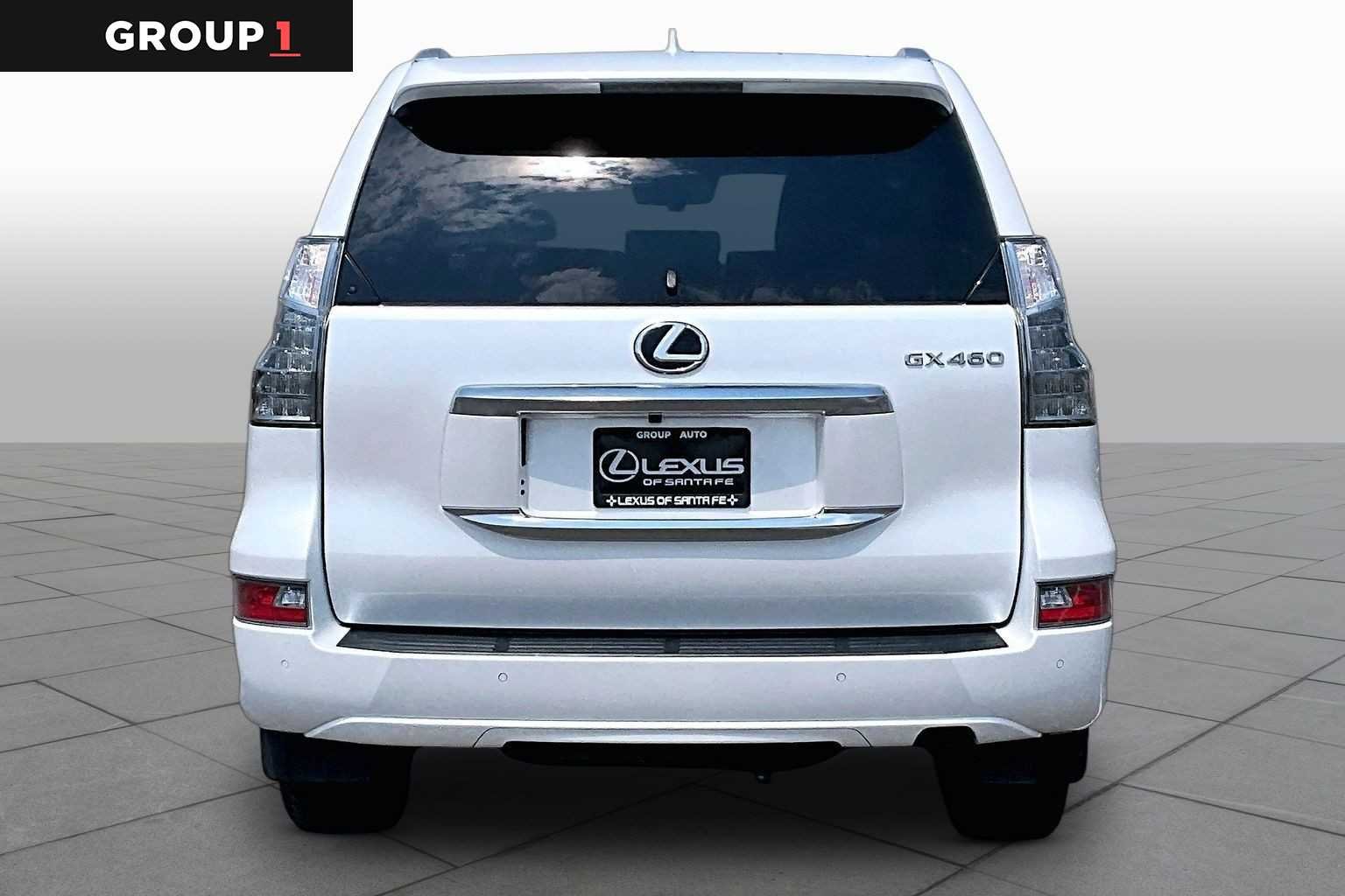 Used 2023 Eminent White Pearl Lexus Premium image 5