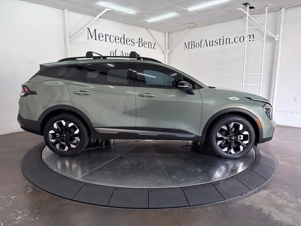 Used 2024 Green Kia X-Line image 8