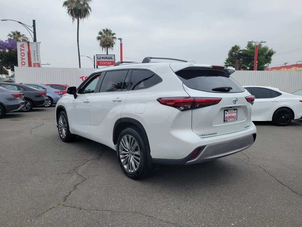 2023 Toyota Highlander Platinum - Photo 7