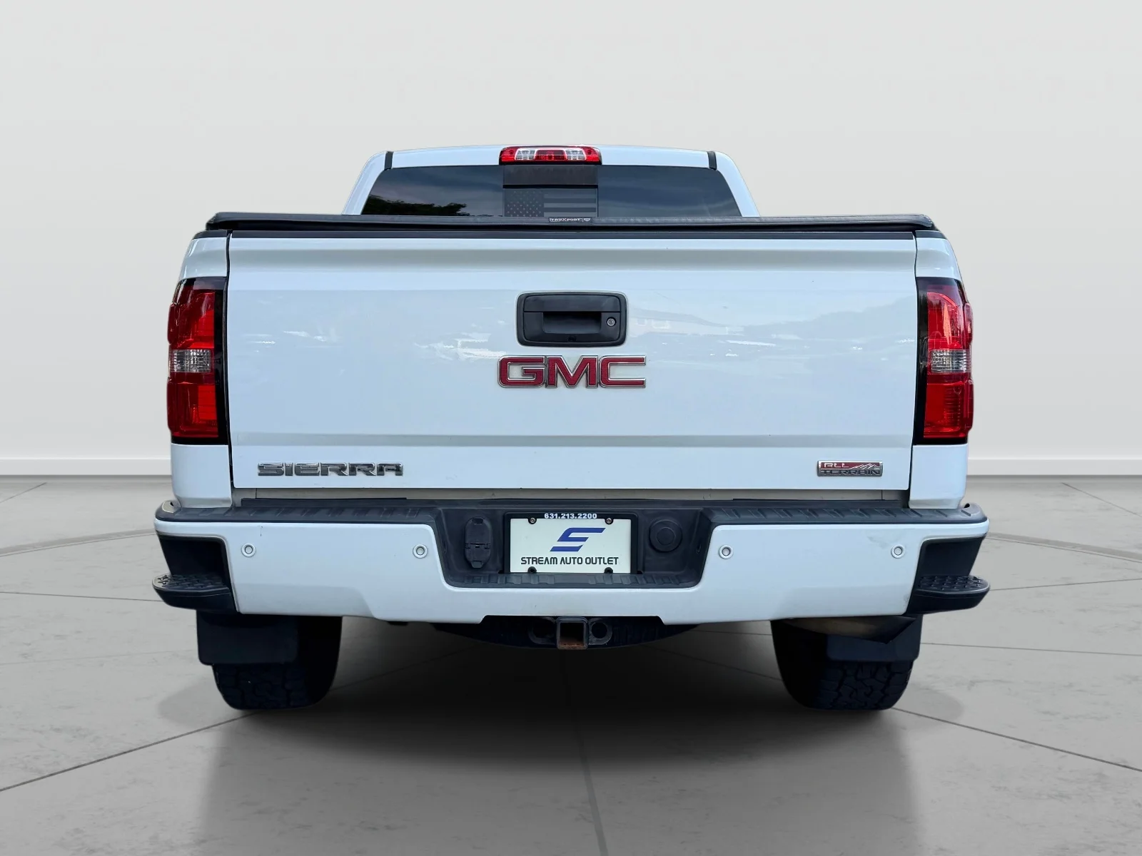 Used 2014 White GMC SLT image 6