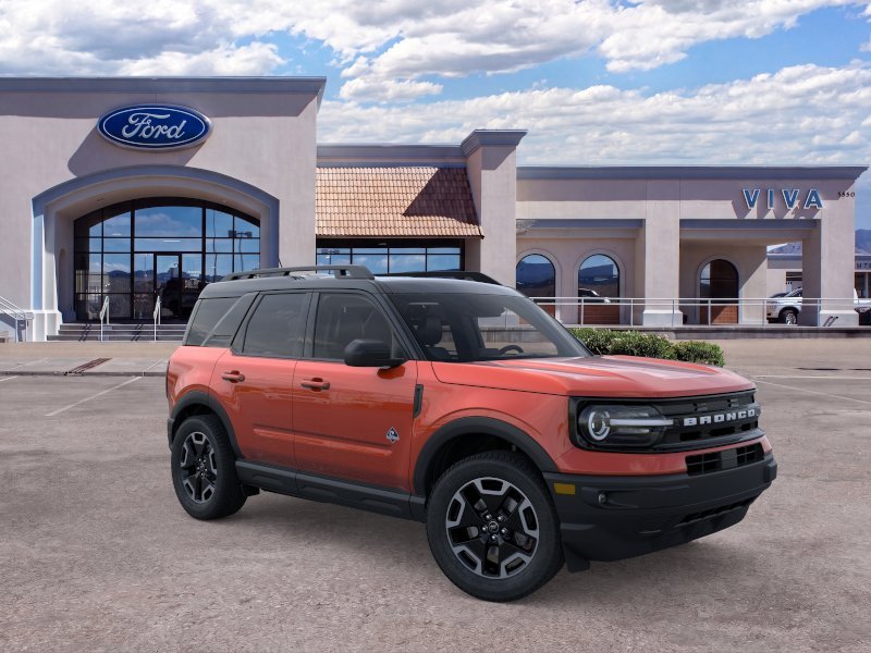 New 2024 Hot Pepper Red Tinted Clearcoat Ford Outer Banks® image 7