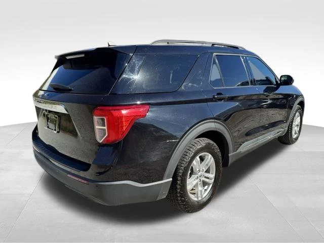 Used 2023 Black Ford XLT image 9