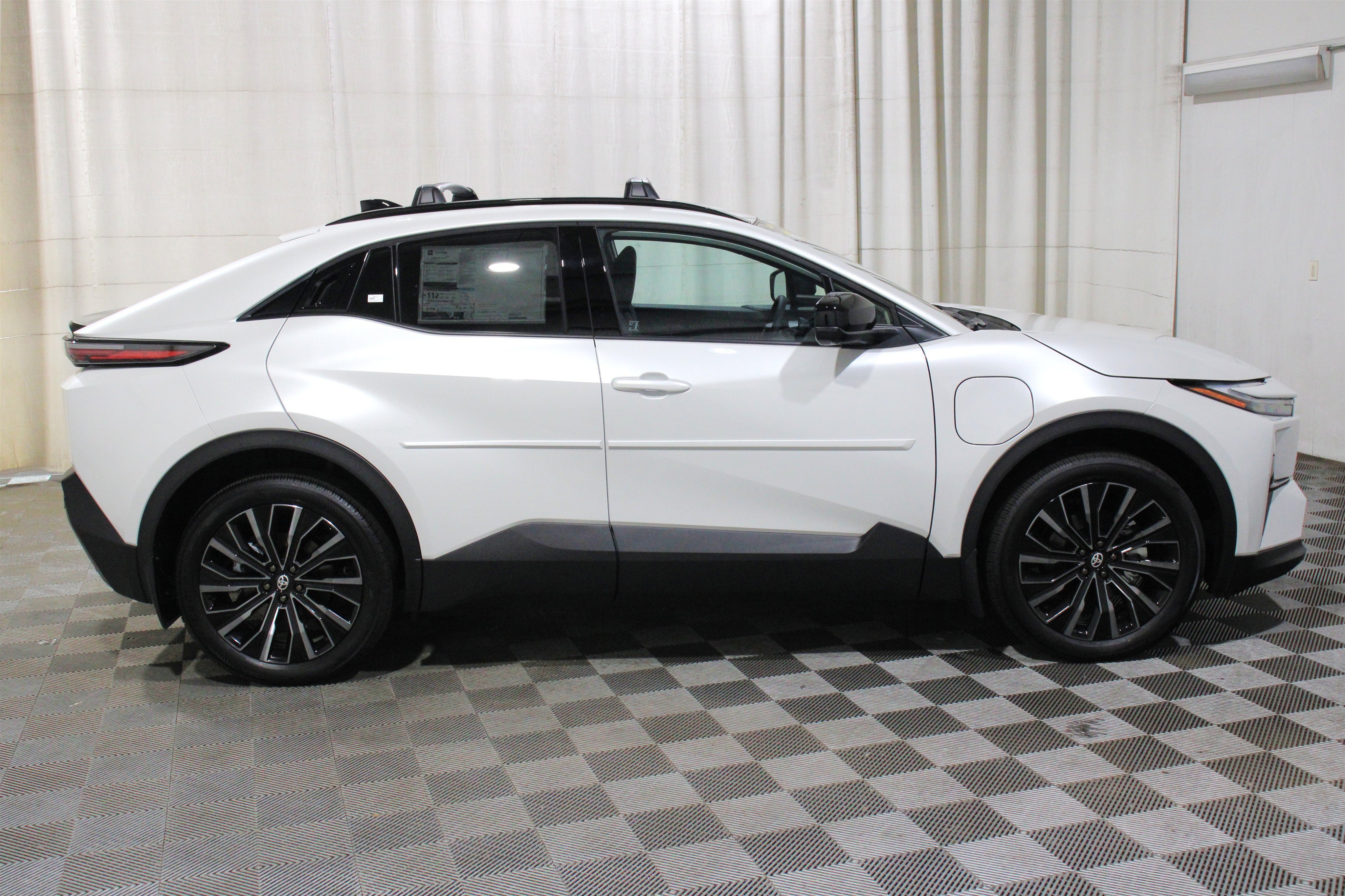 New 2026 Wind Chill Pearl Toyota XSE image 34