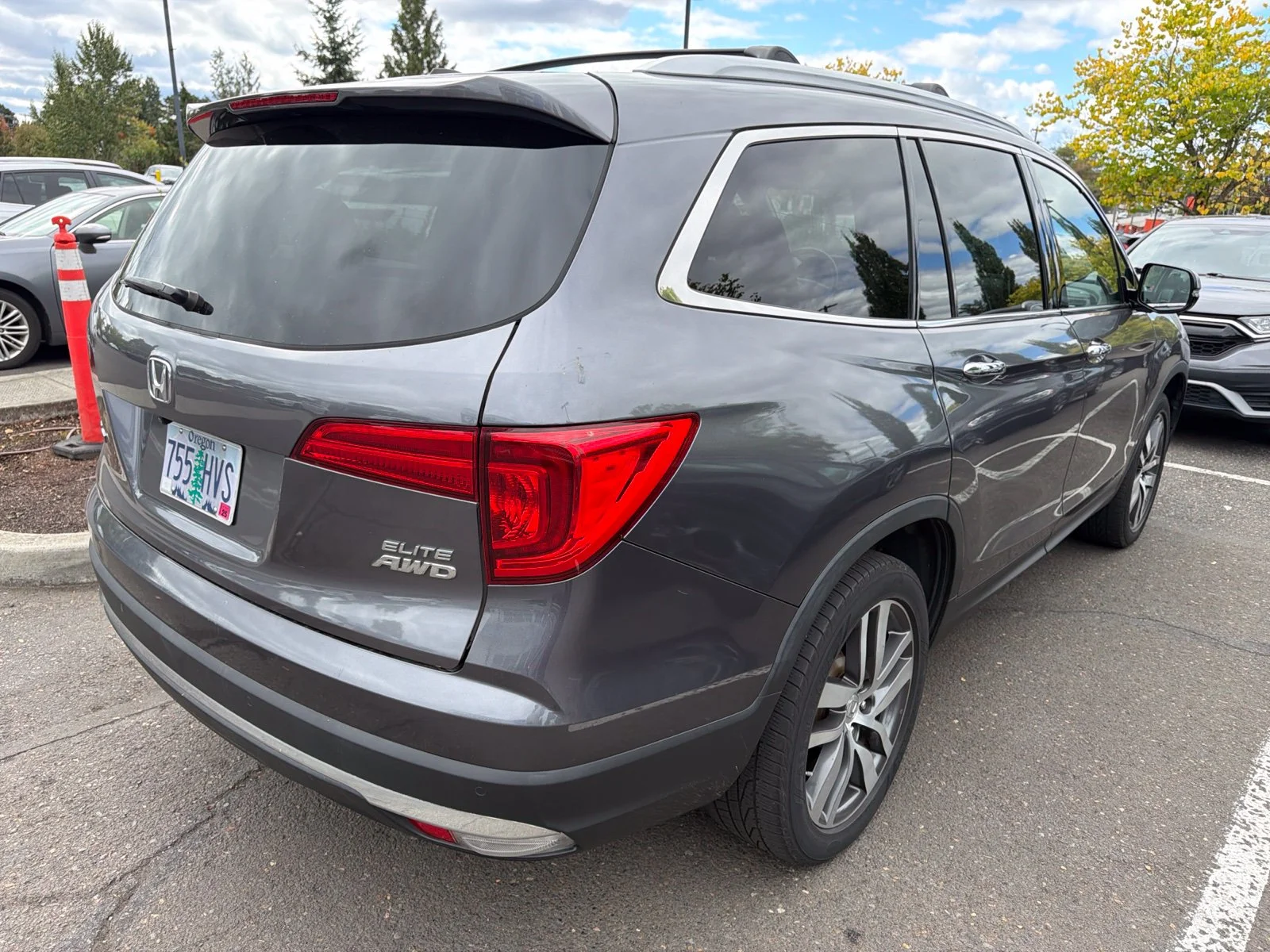 Used 2016 Modern Steel Metallic Honda Elite image 4