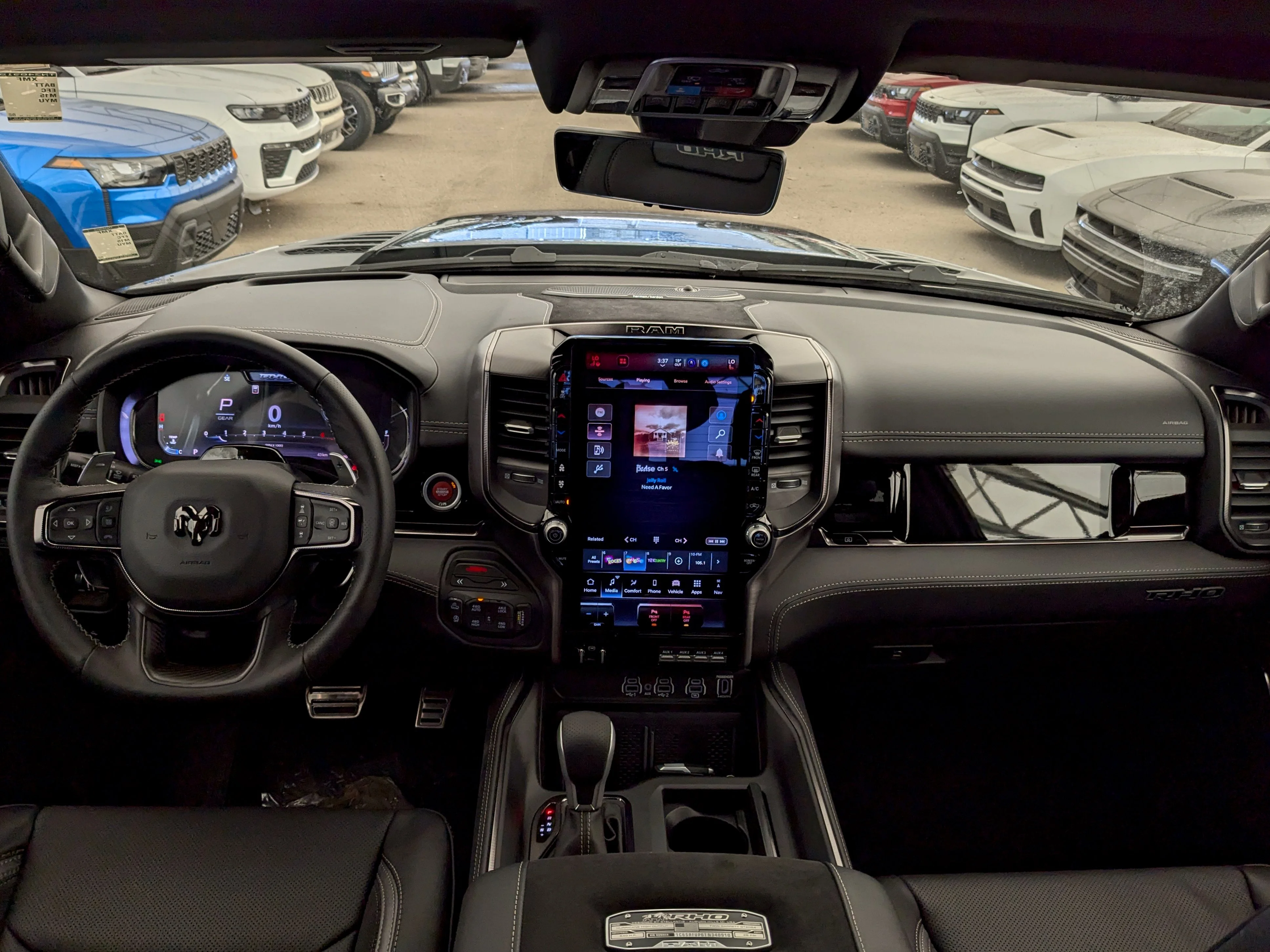 New 2026 Blue RAM RHO - - 3.0L Hurricane HO T-Turbo - RHO Level 1 Pkg w/ 14.4 Screen - Pano Sunroof & Massage Seats! image 33