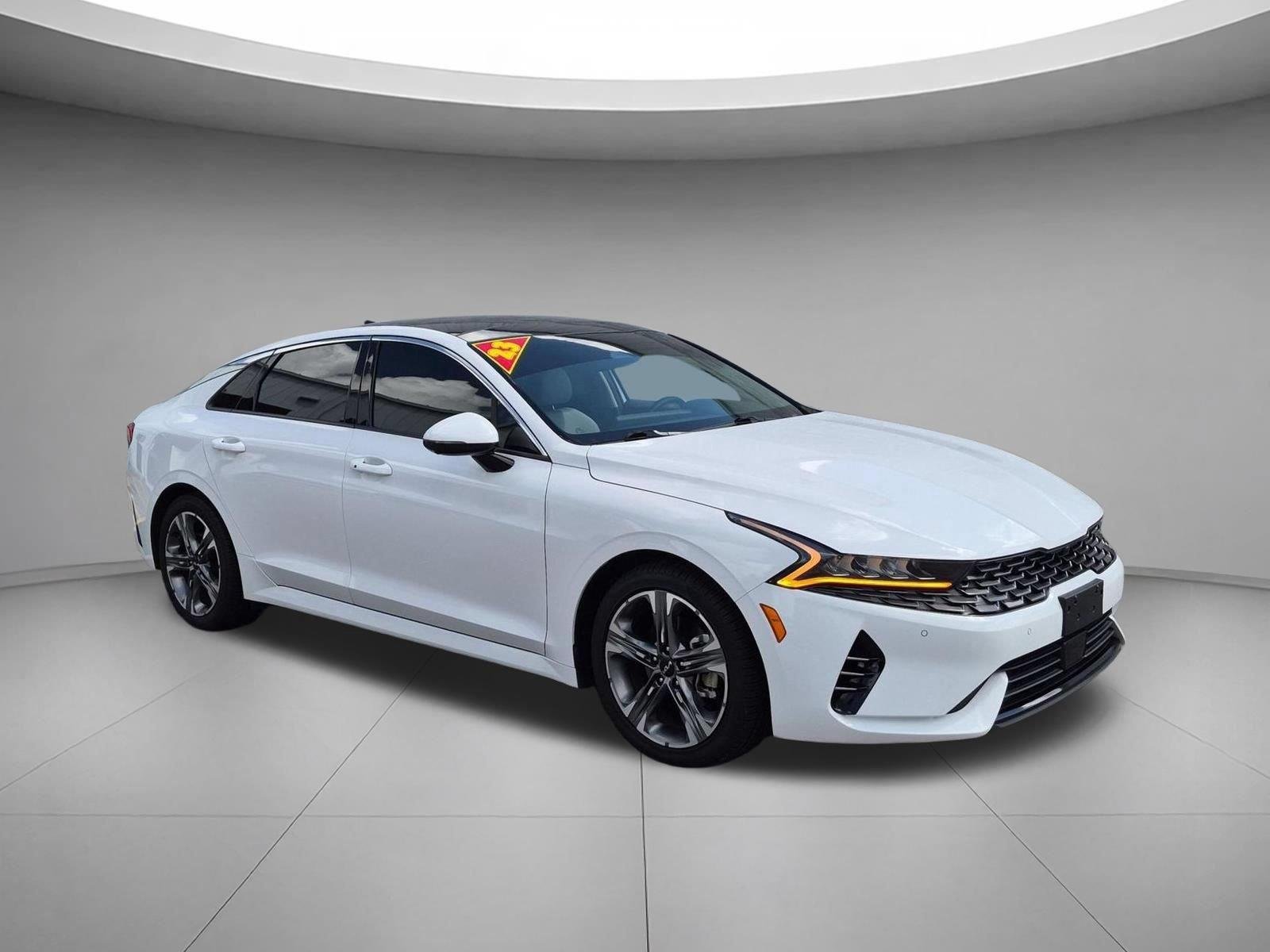 Used 2023 Glacial White Pearl Kia EX image 7