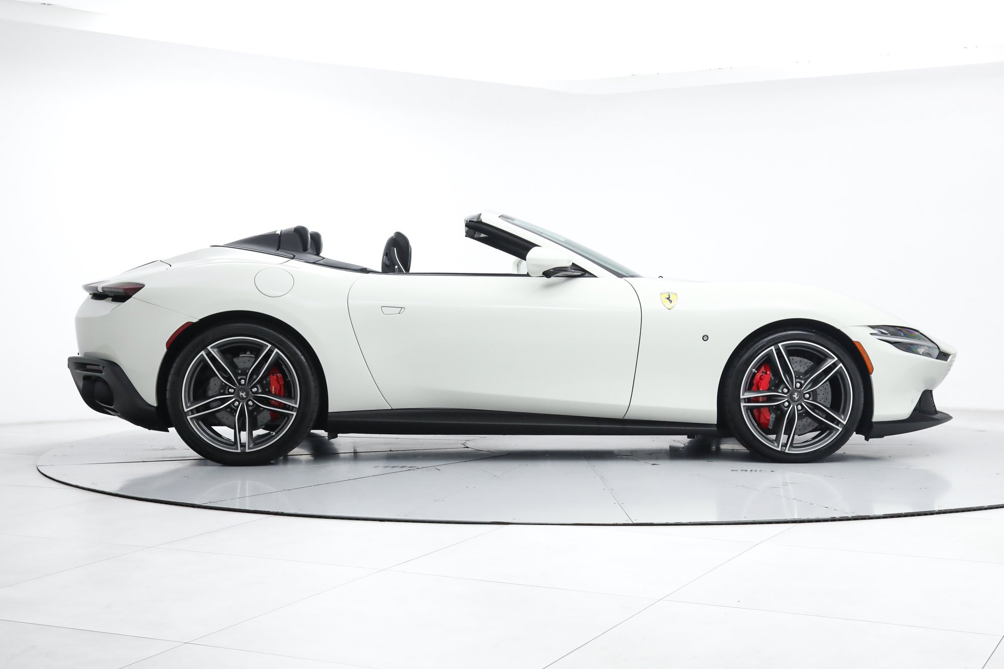 Used 2025 White Ferrari  image 10