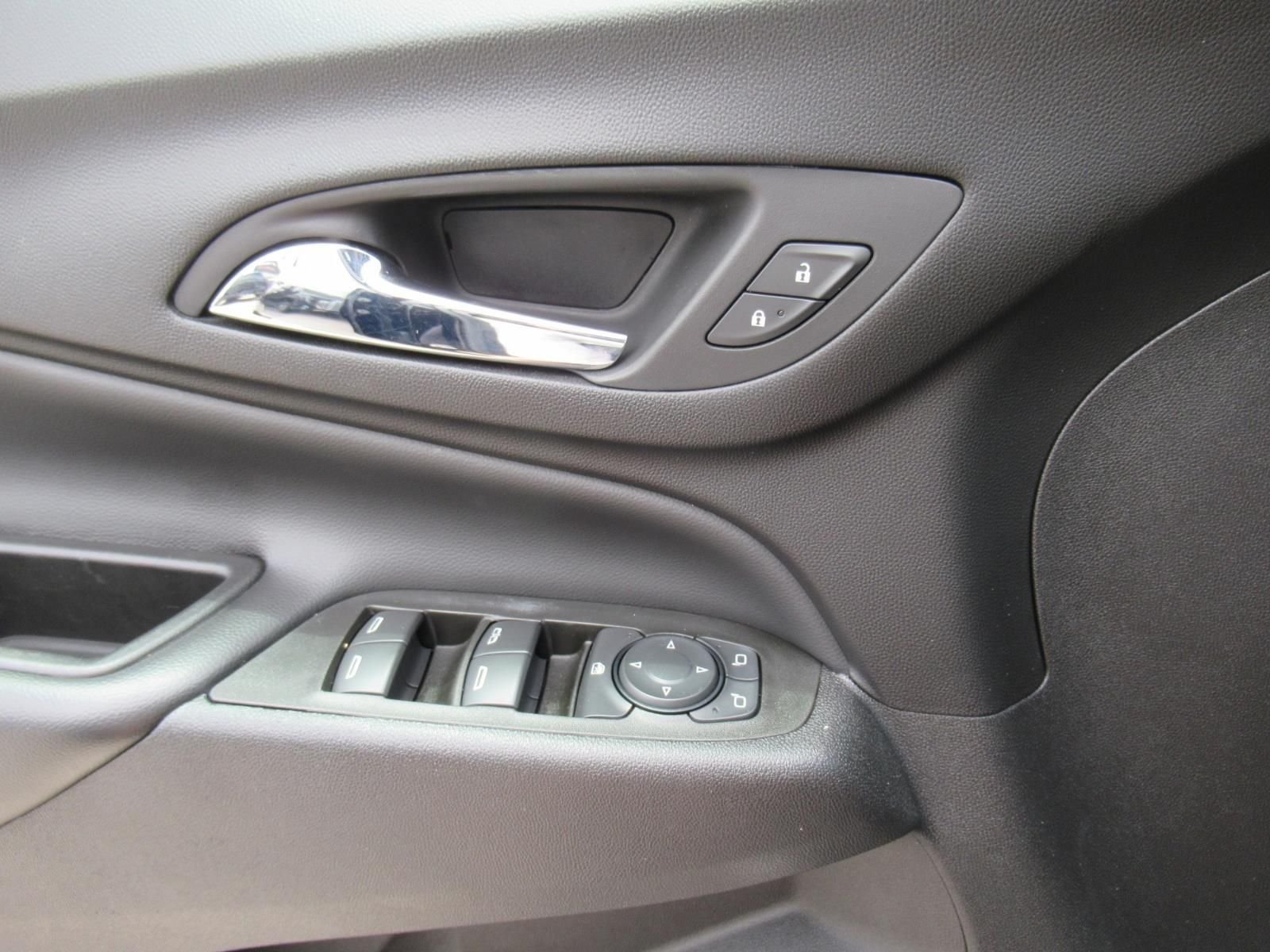 Used 2022 Black Chevrolet LT image 20