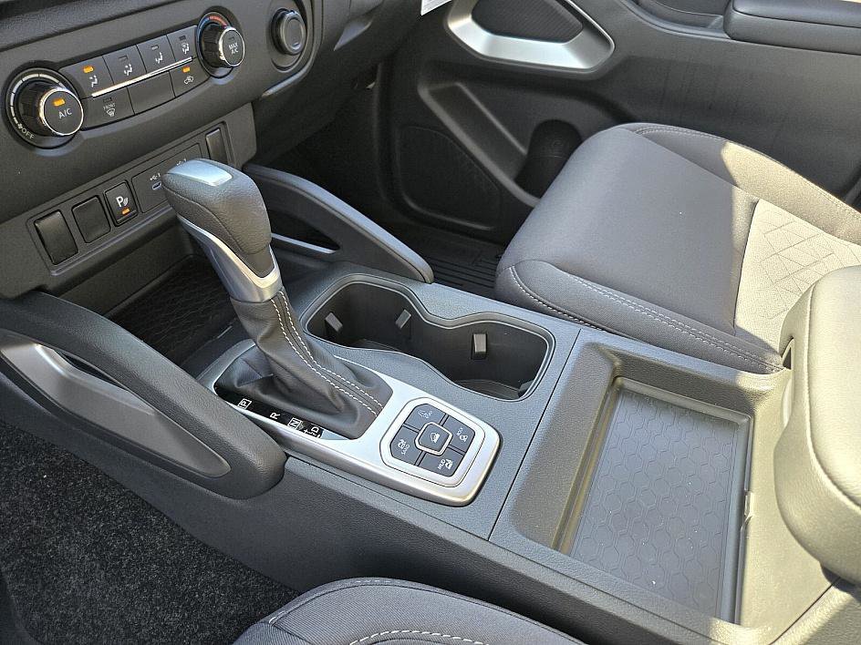 2026 Nissan Frontier SV - Photo 15