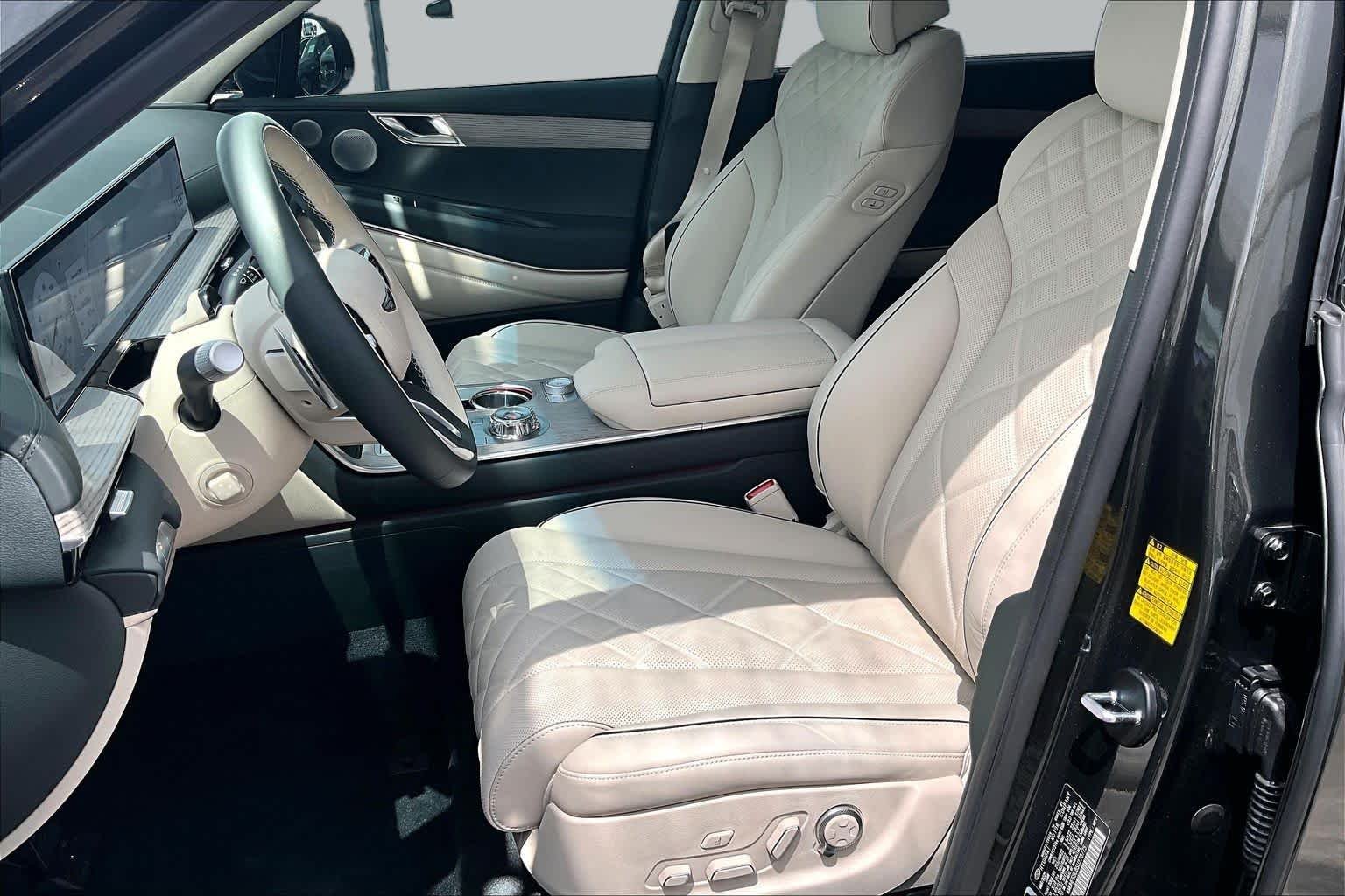 Pre-Owned 2025 Genesis GV80 3.5T Prestige