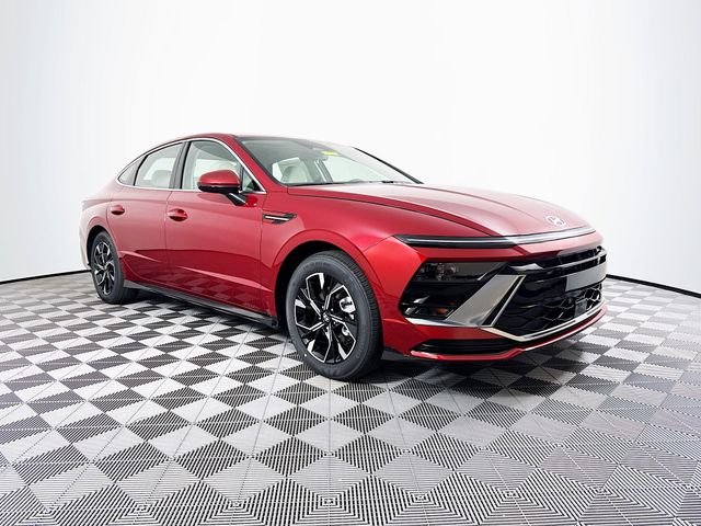 2025 Hyundai Sonata SEL - Photo 9