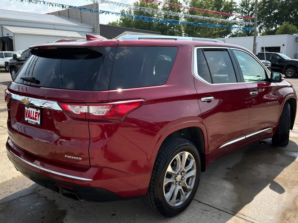 Used 2019 Red Chevrolet Premier image 15