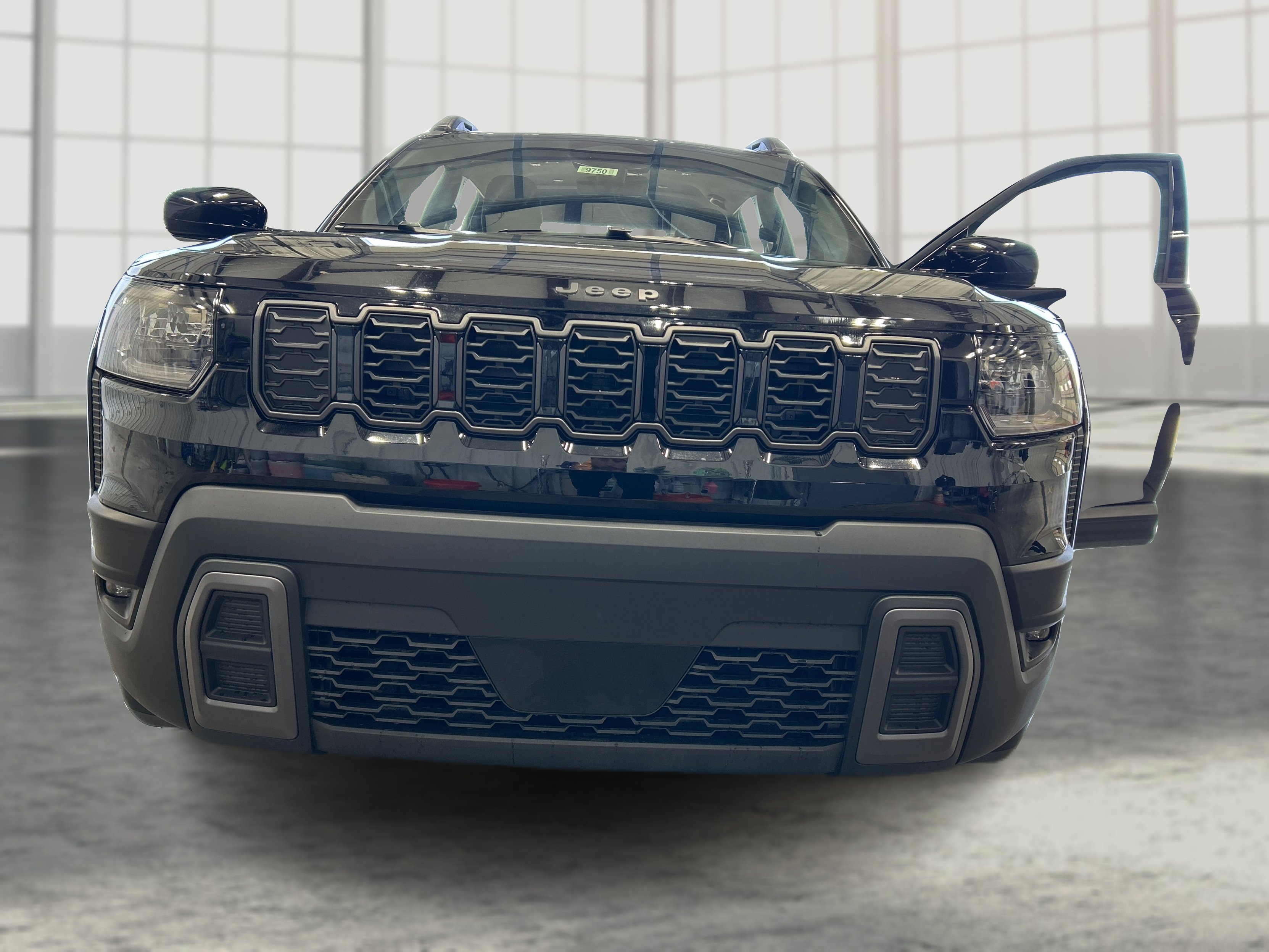 New 2026 Diamond Black Crystal Pearl-Coat Exterior Paint Jeep Laredo image 20