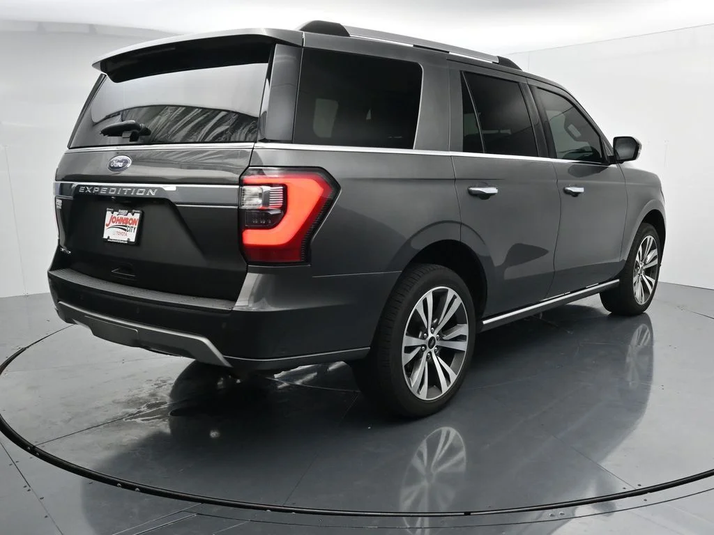 Used 2021 Gray Ford Limited image 7