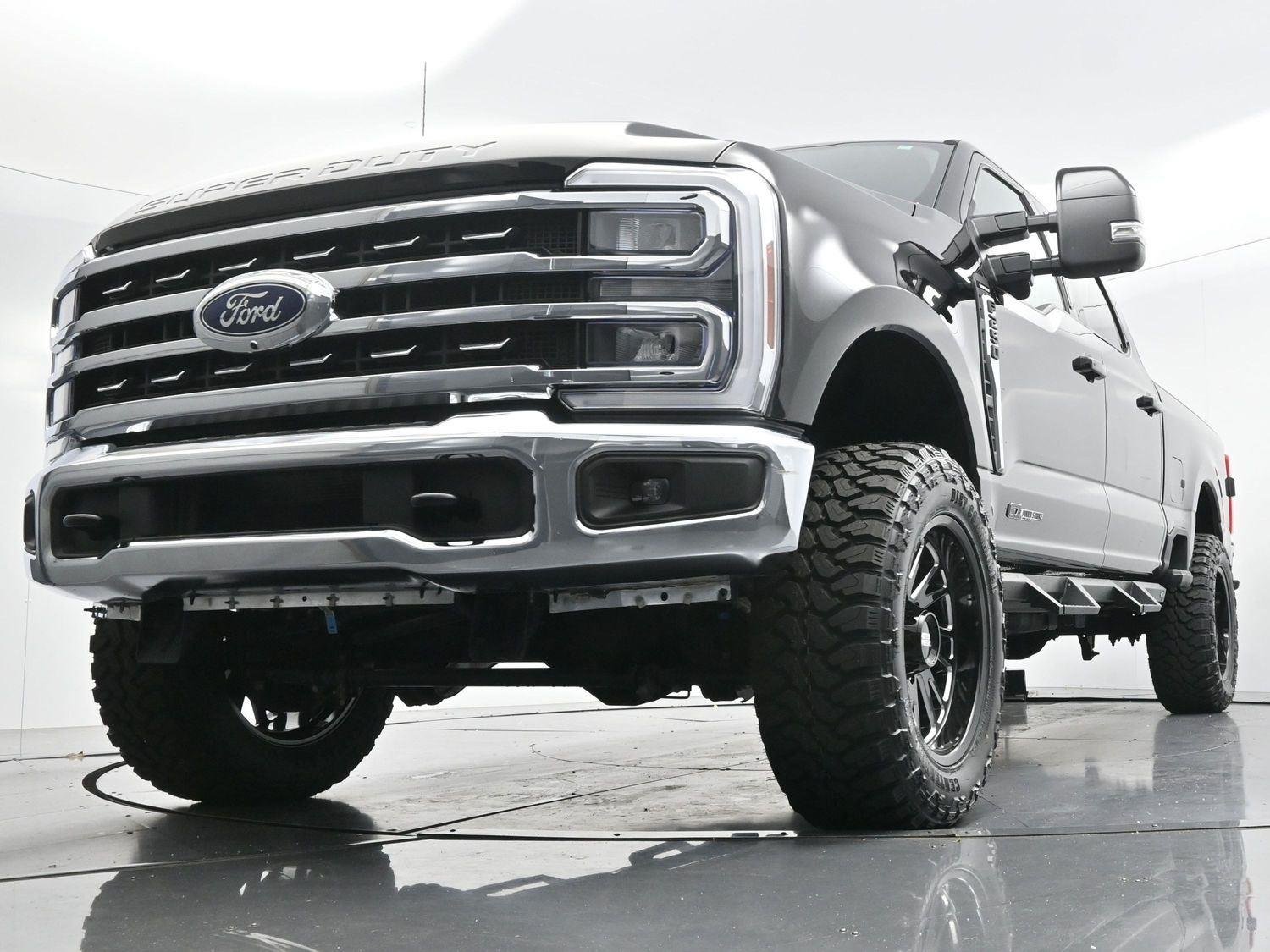 Used 2024 Agate Black Ford LARIAT image 48