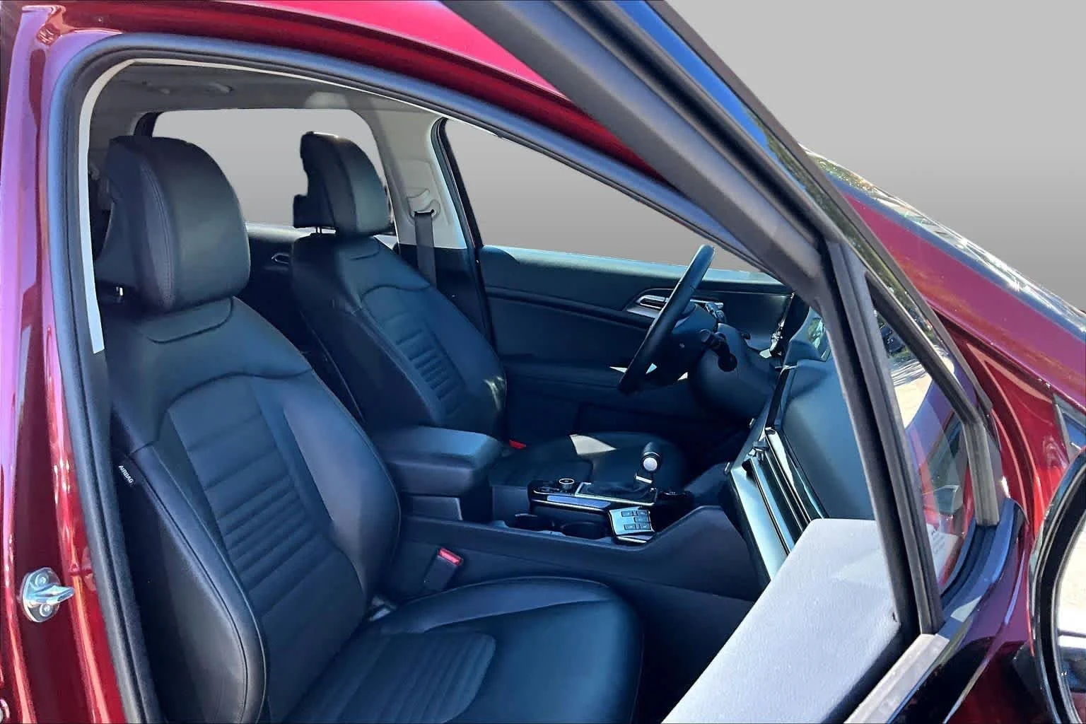 Used 2025 Dawning Red Kia SX-Prestige image 9