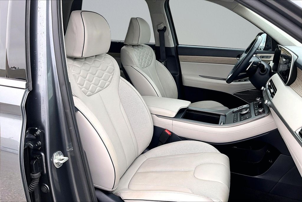 Used 2021 Gray Hyundai Limited image 7