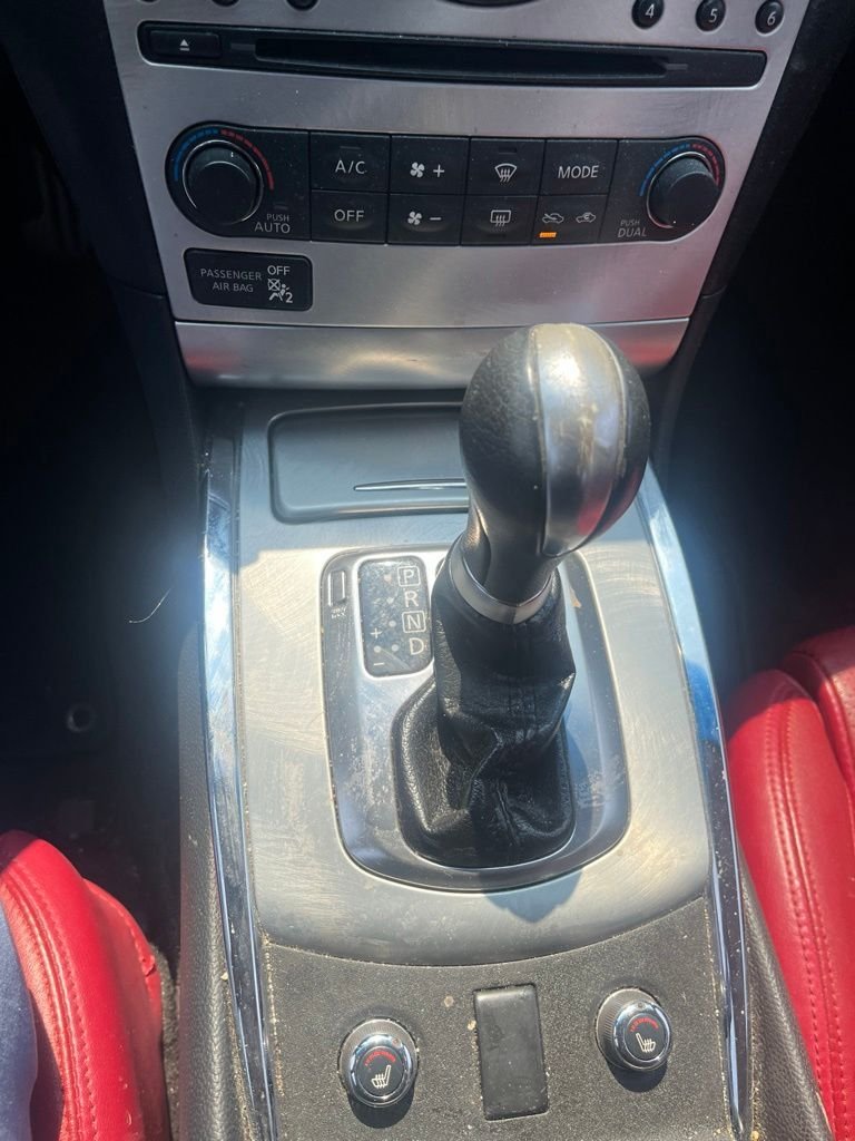 Used 2011 Malbec Black INFINITI IPL image 3