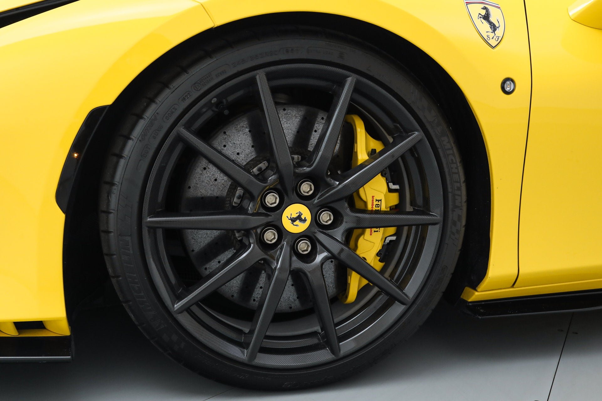 Certified Used 2022 Yellow Ferrari  image 15