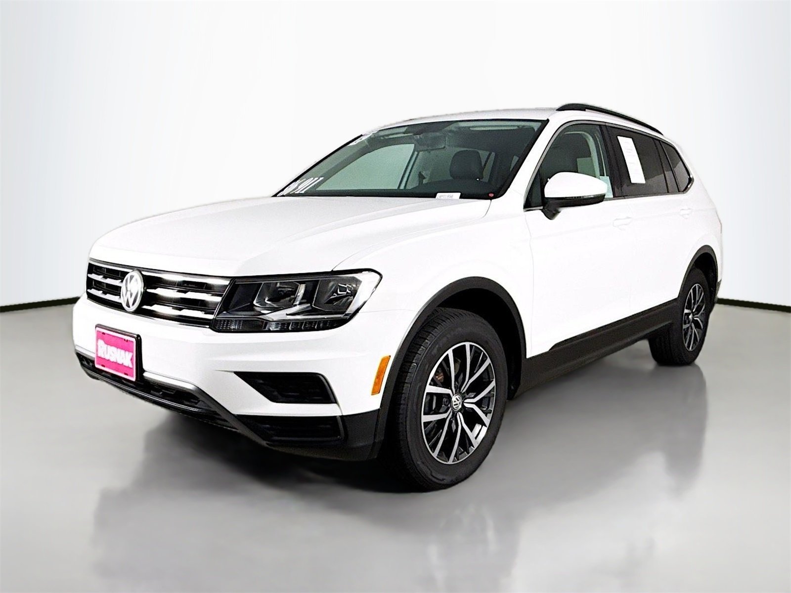 2019 Volkswagen Tiguan SE photo 3