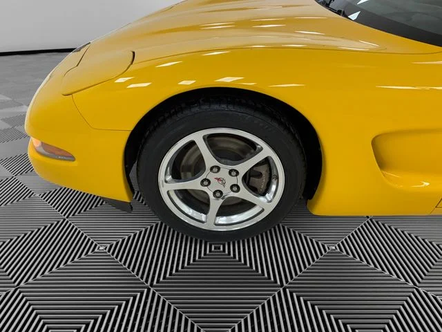 Used 2003 Yellow Chevrolet CONVERTIBLE image 8