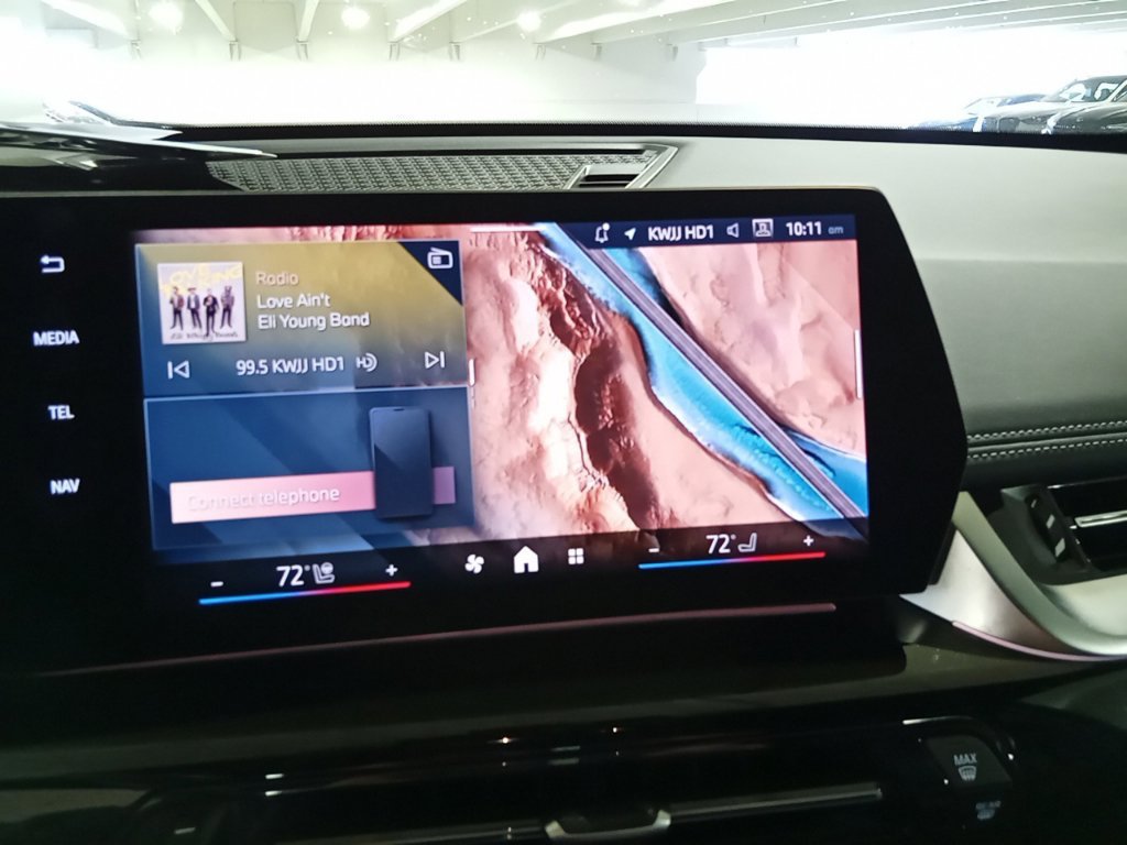 Used 2025 Blue Bay Lagoon Metallic BMW xDrive28i image 18