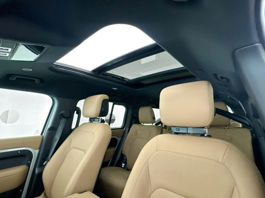 New 2026 Borasco Grey Land Rover X-Dynamic SE image 22