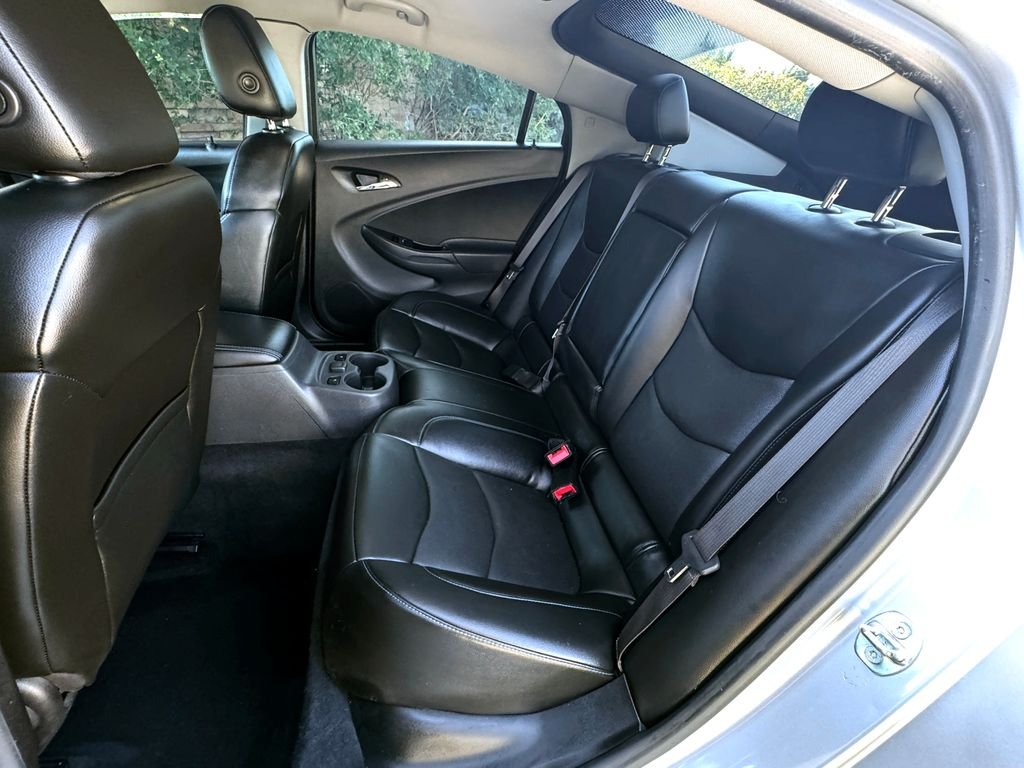 Used 2017 Silver Chevrolet Premier image 30
